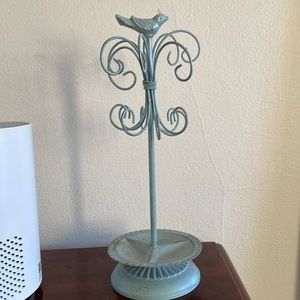 Jewelry stand